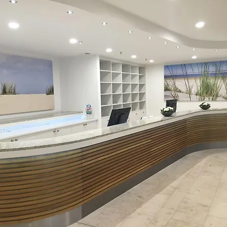 Aparthotel Carat 4*